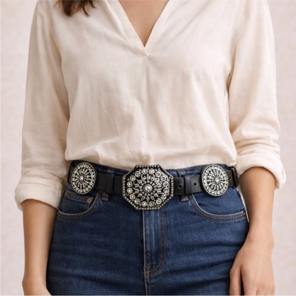 TONY LAMA Austin Glimmer Black Ostrich Rhinestone Concho, Size 36